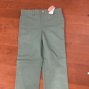 Vineyard vines